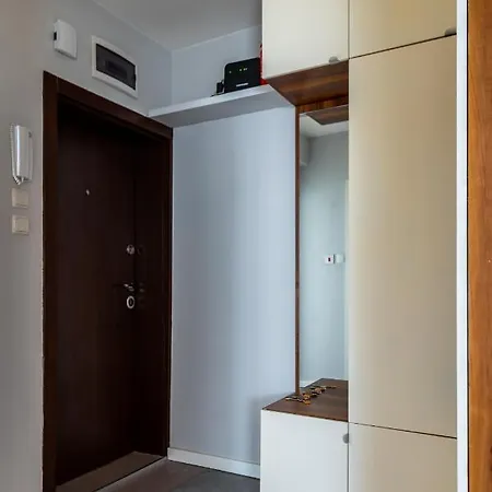 Cosy 1bd Flat With A Lovely Balcony * Sofia